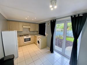 Dining Kitchen- click for photo gallery